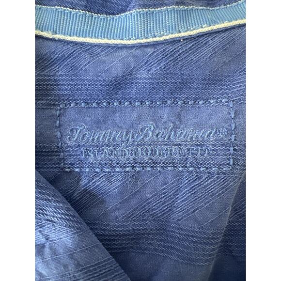 Mens Tommy Bahama Size Medium Island Modern Fit 100% Silk Blue Button Shirt - Picture 2 of 5